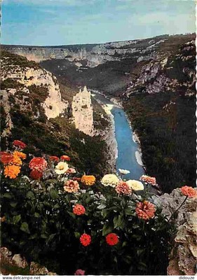 07 - Ardèche - Gorges de l'Ardèche - The Rock of the Cathedral, seen from the Grotte