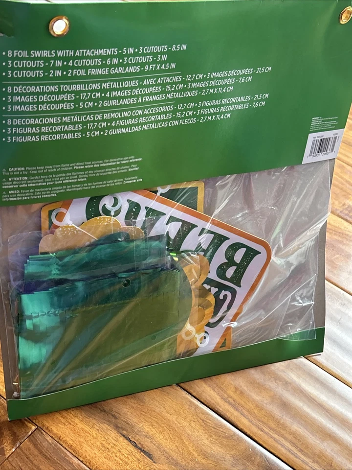 Nuevo kit de decoración de habitación de pared con tema de fiesta verde irlandés del día de San Patricio Foto 4 de 4