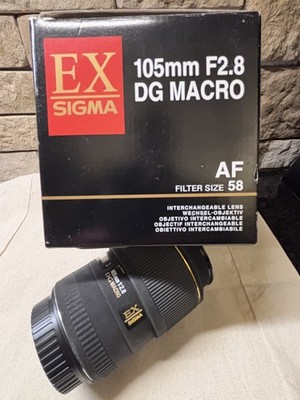 Sigma 105mm f/2.8 Macro EX DG Lens for Canon EF-Mount 