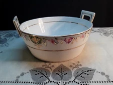 Vintage*NIPPON*JAPAN* DOUBLE HANDLED*SERVING DISH/BOWL*HANDPAINTED*GOLD TRIM 