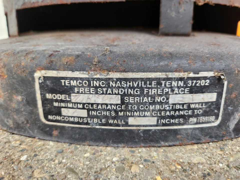 Chimenea TEMCO independiente vintage de mediados de siglo Foto 2 de 4