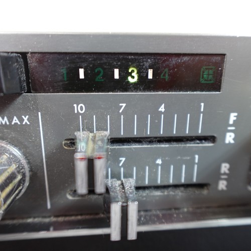 Toyo 8 Track Tape Player CS-722 Powers On For Parts Vintage Car Audio Untested - Picture 4 of 18