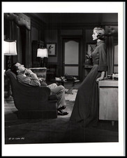 LIZABETH SCOTT + ALEXANDER KNOX IN WHAT´S COOKIN? (1950) ORIG VINTAGE PHOTO E 24