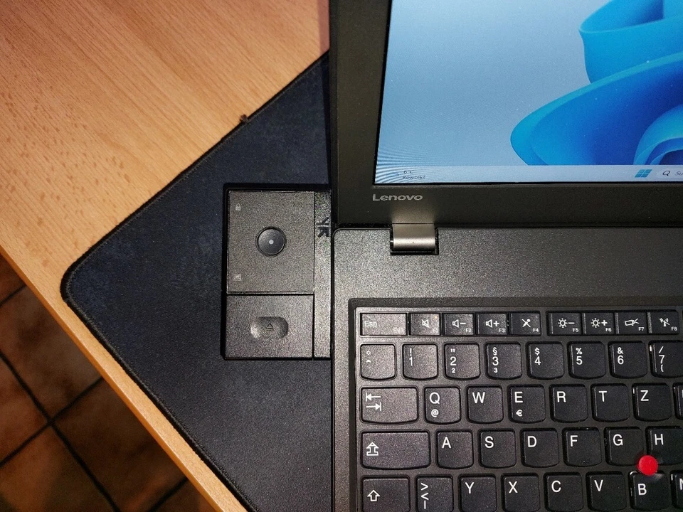 Lenovo ThinkPad T560 · i5-6300U · 16GB · 256GB, Foto 3 von 5