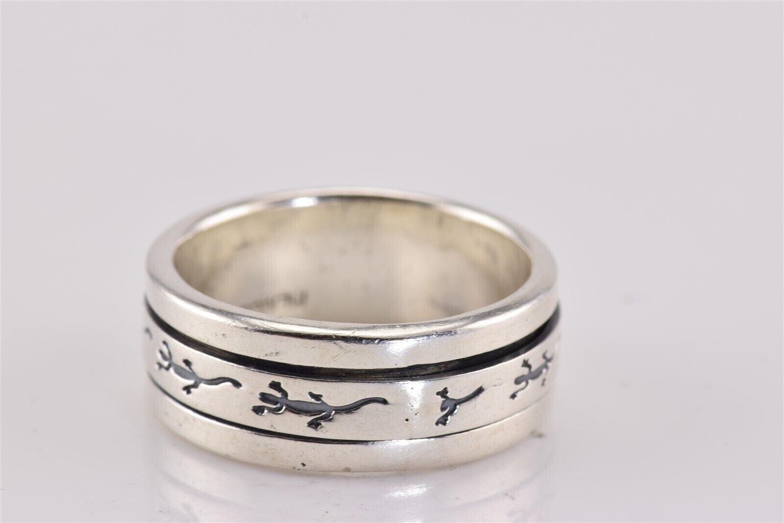 Sterling Silver 10mm Lizard Patterned Spinner Ban… - image 5
