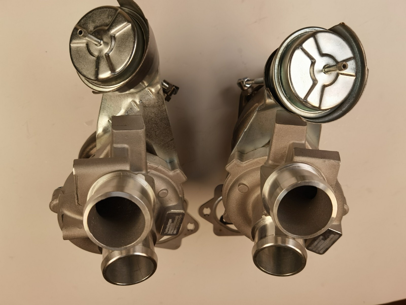 TWO Turbocharger Left+Right fit 2013-16 Ford F-150 Expedition Transit 3.5L K03