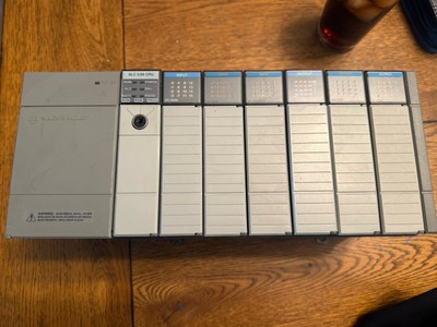 ALLEN-BRADLEY SLC 500 Power Supply 1746-P2 3 Inputs 3 Outputs  CPU Unit Lot