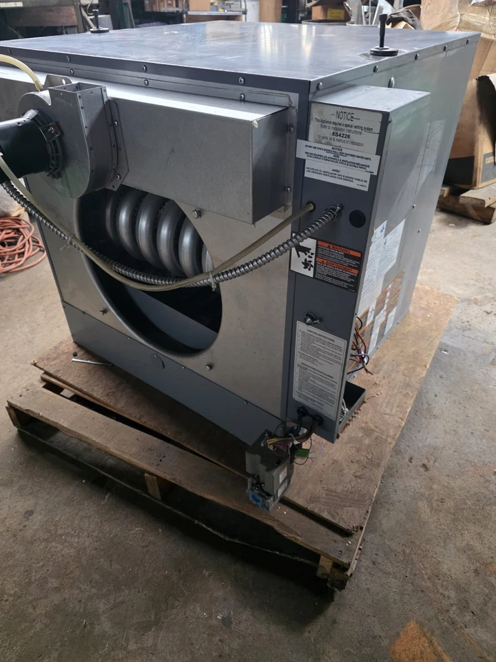 New Dayton 4LX60 200,000 BTU Gas Unit Heater – Never Installed – Warehouse... - Image 3 of 4