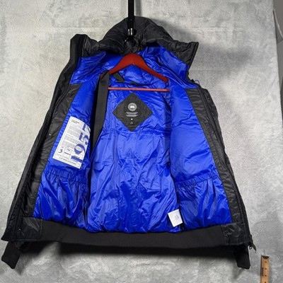 Canada Goose Jacket Mens S Black Chilliwack Bomber Down Puffer Pop Colour RARE