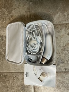 Braun Silk-Expert Pro 5 PL5137 IPL Permanent Hair Removal System