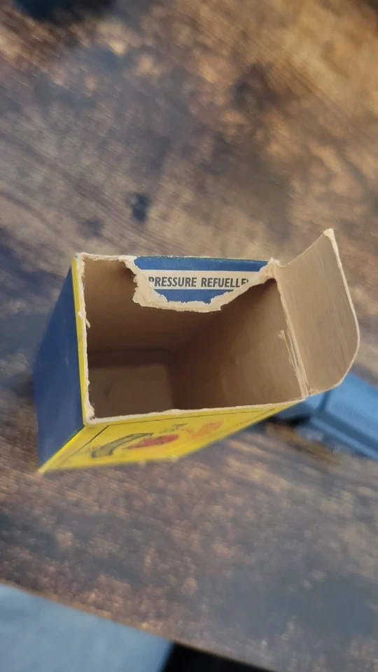 Matchbox Series No 73 R.A.F. Pressure Refueller With Box (Some Damage To Box) - Image 3 of 4