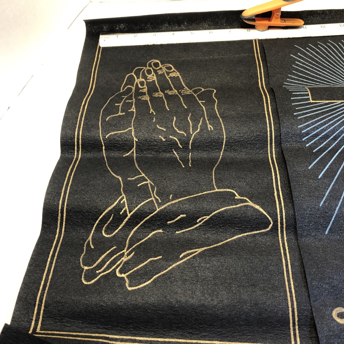2 Completed Artex Pictures to Paint Praying Hands Shining Cross 10