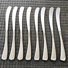 STUDIO WILLIAM Stainless LARCH SATIN Set Of 8 DINNER KniveS 9 1/4" Flatware