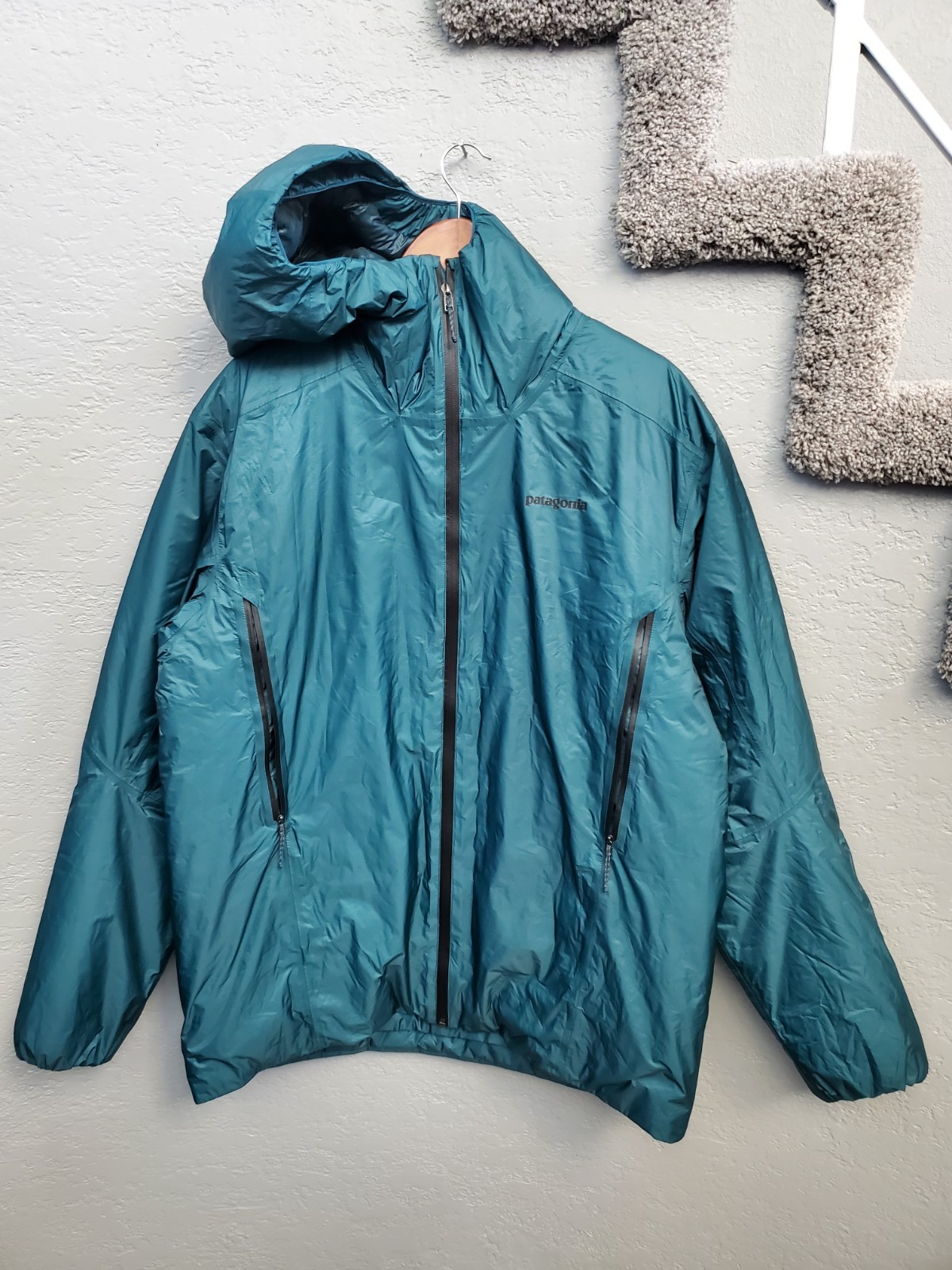 Men's Patagonia Micro Puff Storm Jacket - L