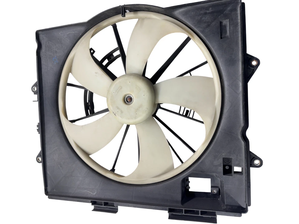 Conjunto de ventilador de refrigeración Cadillac CTS 2008-2014 con cubierta original OEM AA2220004171 Foto 4 de 4