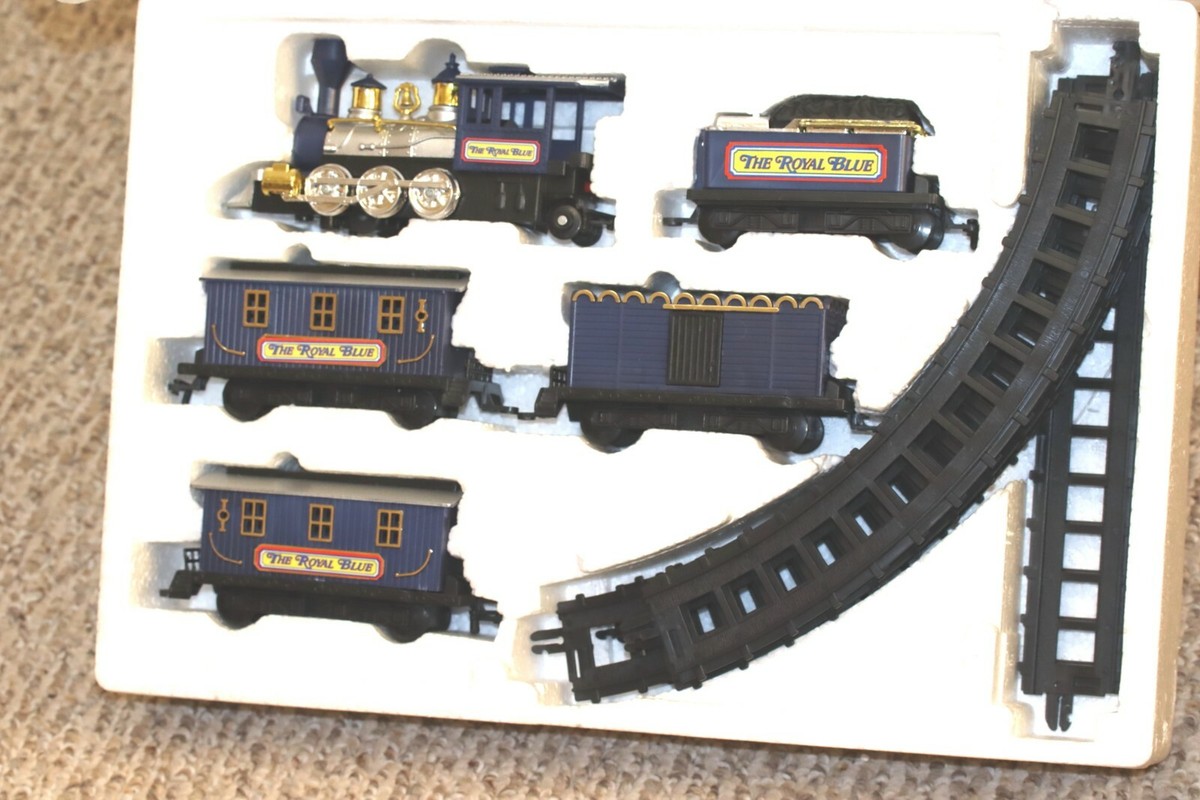 Love Train(中古品) 1994 Toy State battery Train Set Heartland Classic Royal Blue