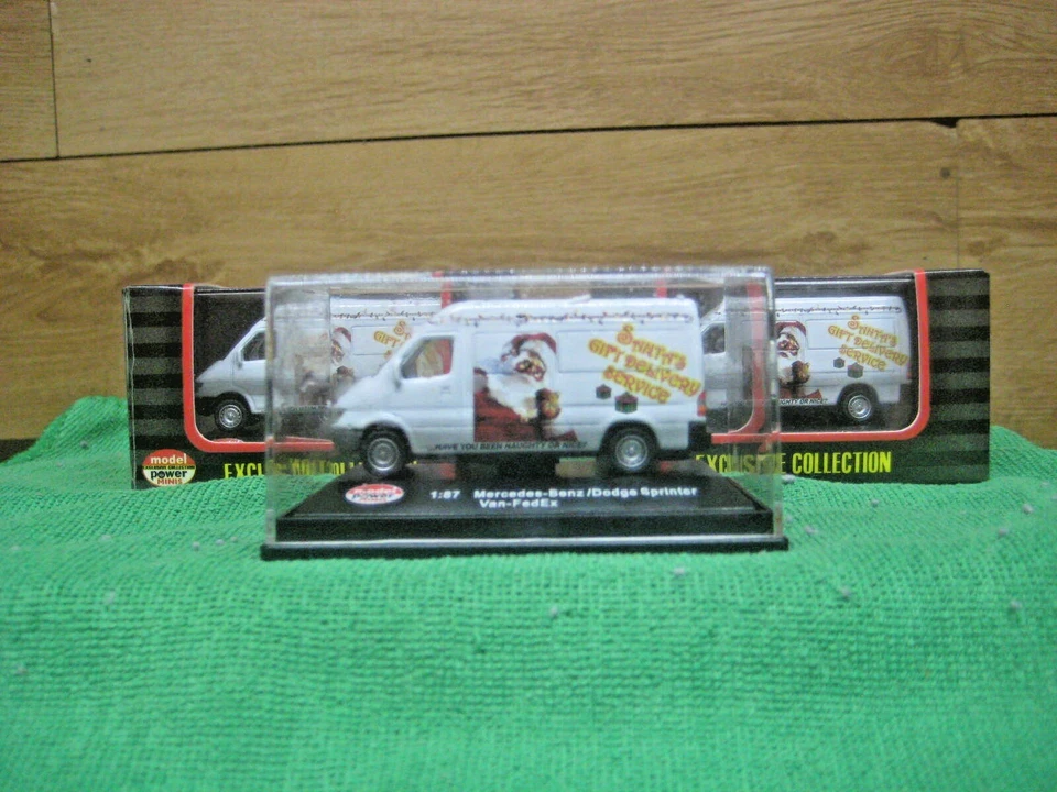 Model Power  HO " MINIS" MERCEDES-BENZ  VAN  #19401-3 SANTA'S VAN CHRISTMAS VAN - Image 3 of 4
