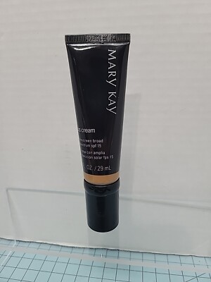 Mary Kay CC Cream Sunscreen Broad Spectrum SPF 15 - DEEP