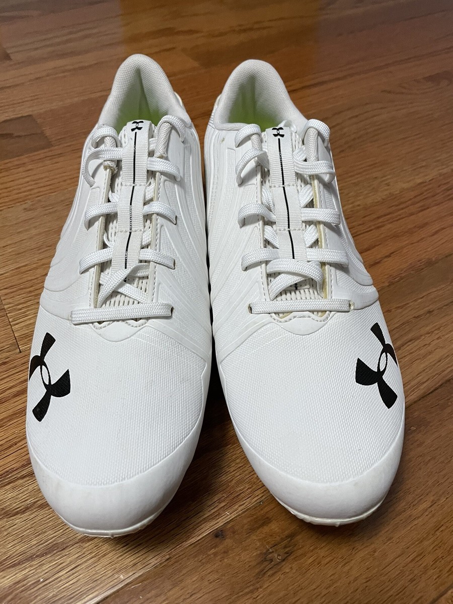 Mens Under Armour UA 4D Foam Nitro White Football Cleats 3021433-100 Size 13. Mens Under Armour UA 4D Foam Nitro White Football Cleats  main image 2