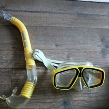 Scuba Snorkeling Mask and Snorkel Set Polycarbonate Lens Fondo Sub one size yell