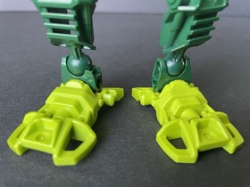 LEGO Bionicle (7117) Gresh - Complete with Manual & Golden Armor
