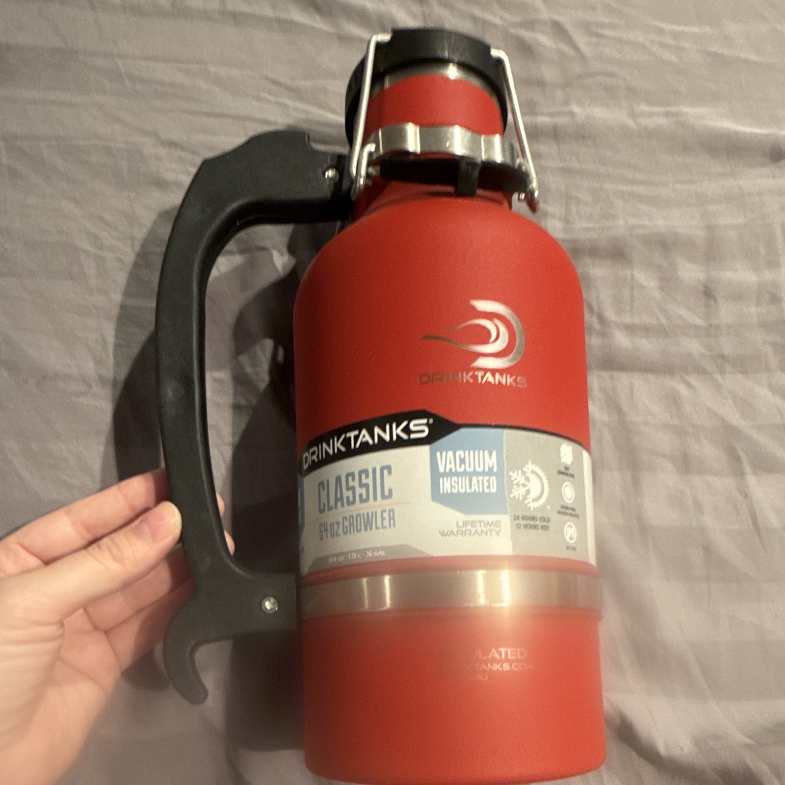 DRINKTANKS Classic 64oz Vacuum Insulated Stainless Double-Wall Growler w/Handle