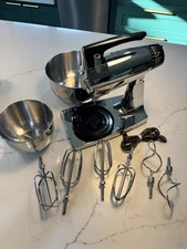 VINTAGE SUNBEAM DELUXE MIXMASTER 12 SPEED MIXER BROWN/CHROME w/BOWLS & BEATERS