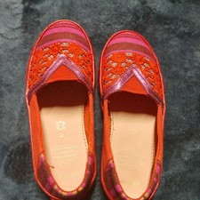 geox girls shoes size 28