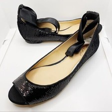Badgley Mischka Jewel Women's Black Sequin Flats Size 6