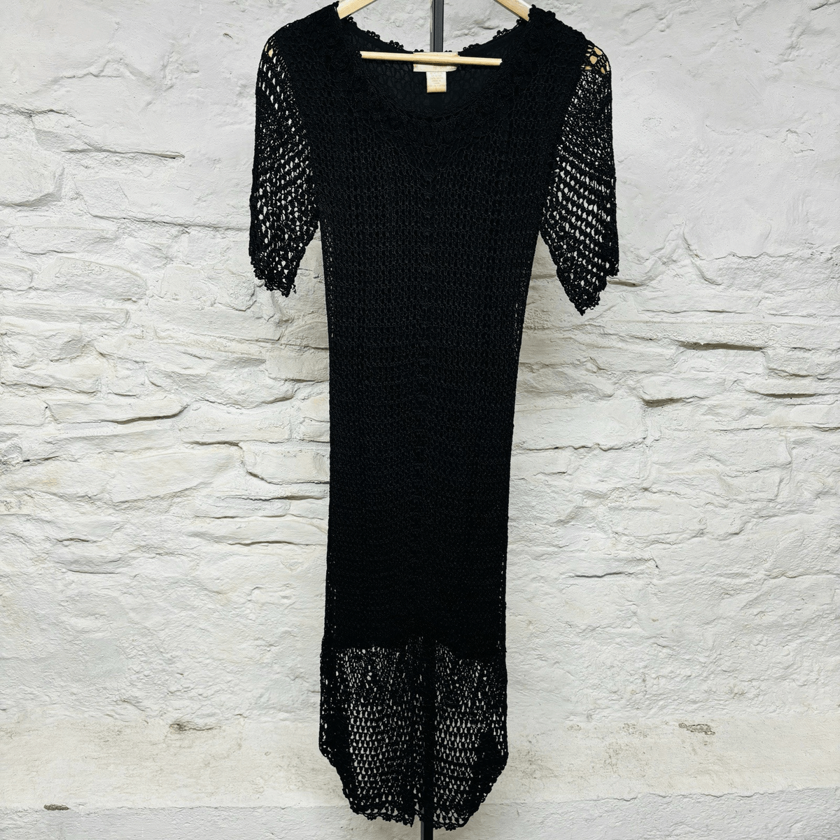 white christmas dresses Caroline Crochet Maxi Dress | Cream Shift Maxi Dress main image 0