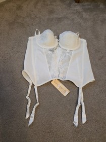 Brand New Lise Charmel Wedding Underwired Corset & Surpenders Ivory Size Uk 36B 