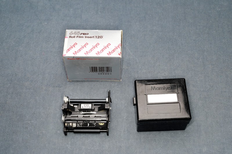Mamiya 645  120 Film Insert with case and box