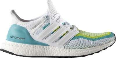 adidas gazelle silver green womens adidas ULTRABOOST 22 Running Shoes | Triple White