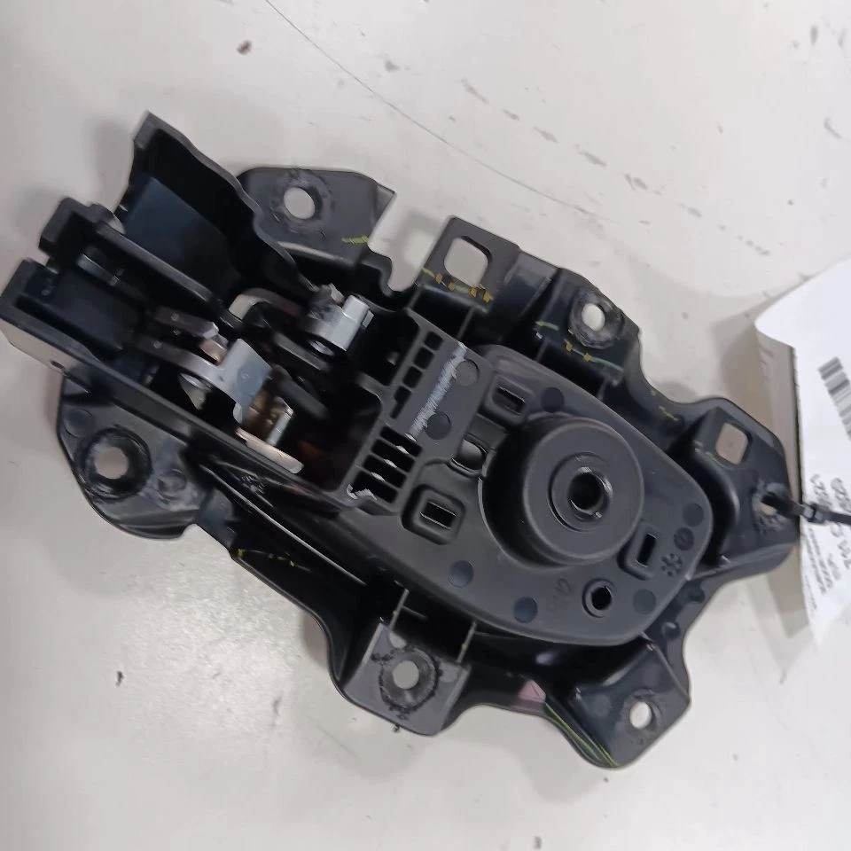 Jeep Compass Door Handle Right Passenger Rear Interior Inside  2021 2020 2019  - Image 2 of 4