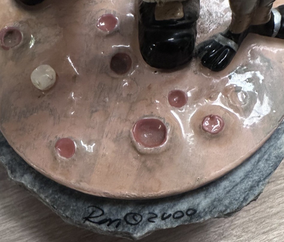 Ron Lee Signed Sculpture Limited Edition w/COA Astronaut Alien Golfing On Moon thumbnail 3