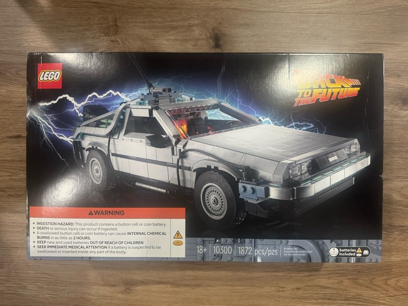 LEGO Icons Back to the Future Time Machine DeLorean Car 10300 – 1872 Pieces NEW
