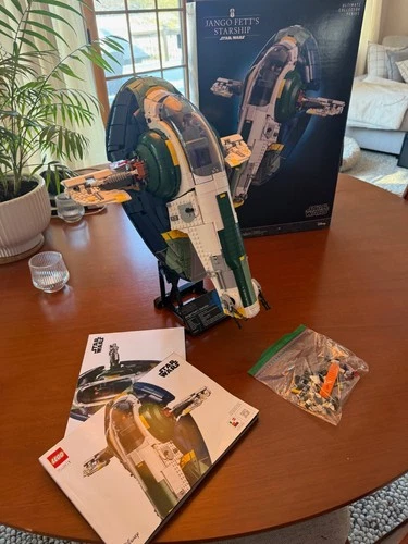 LEGO Star Wars Jango Fett’s Firespray-Class Starship 75409 used w box and books