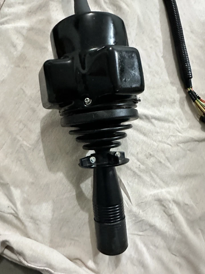 JOYSTICK UNIVERSAL CONTROL GP - 10 PIN - Image 2 of 4