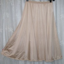 NEW VTG SMALL OLGA GLOSSY BEIGE LACE WAIST FLOWY 94" INCH HEM HALF SLIP 12257