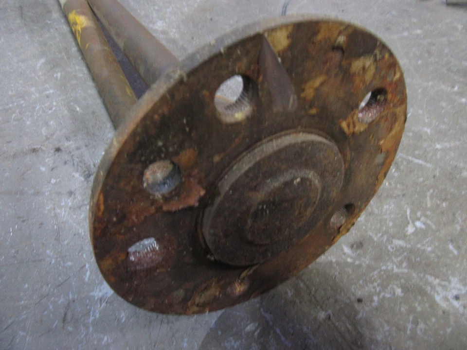 1951-1954 Chevrolet Styleline Belair rear end axle shaft pair set rat rod parts - Image 2 of 4