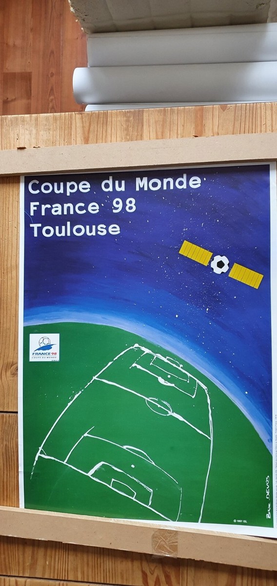 Ensemble de 11 affiches officielles de la Coupe du Monde