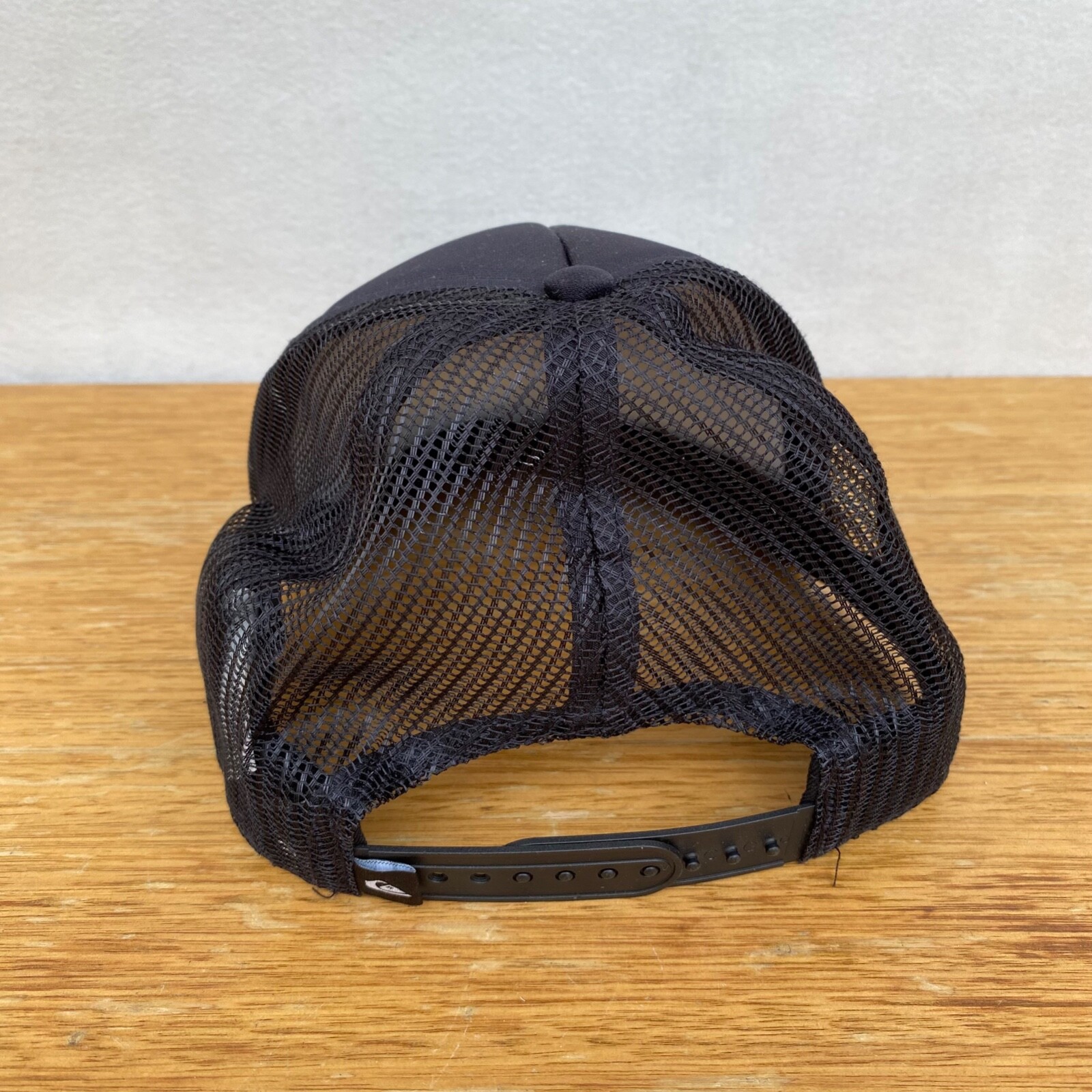 Mens Quiksilver Mesh BackTruckers Baseball Cap Si… - image 3