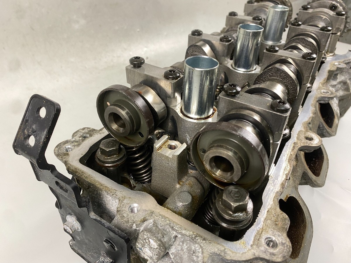 2020 Chrysler Pacifica Left Side Engine Cylinder Head