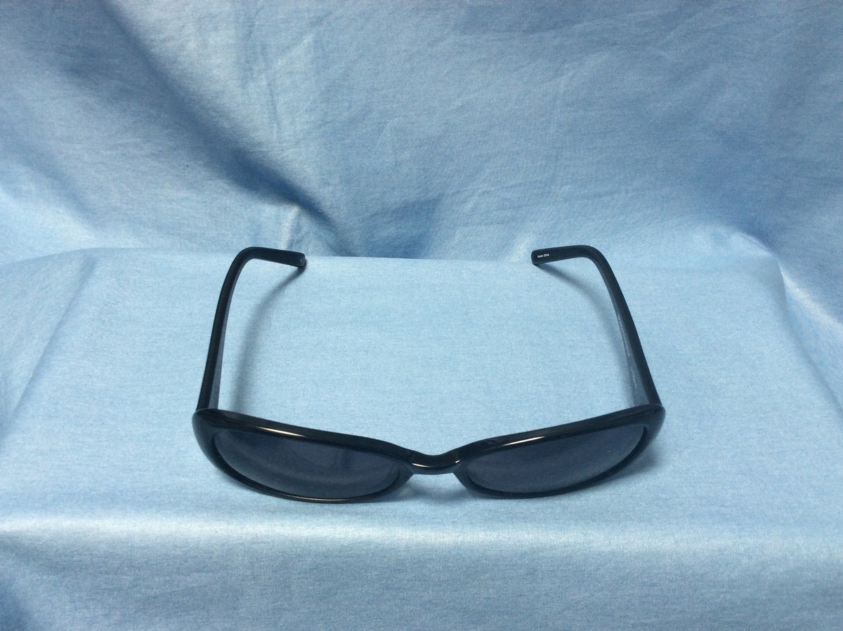 Vintage New BCBG Maxazria Black Fashion Sunglasses | eBay Vintage New BCBG Maxazria Black Fashion Sunglasses | eBay