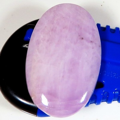 natural KUNZITE cabochon loose gemstone 69.60 Cts. (26 x 42 x 05 mm) oval shape
