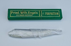 NOS Friedrich Wilhelm Engels Perfection 7/8 Straight Razor Solingen Germany FWE
