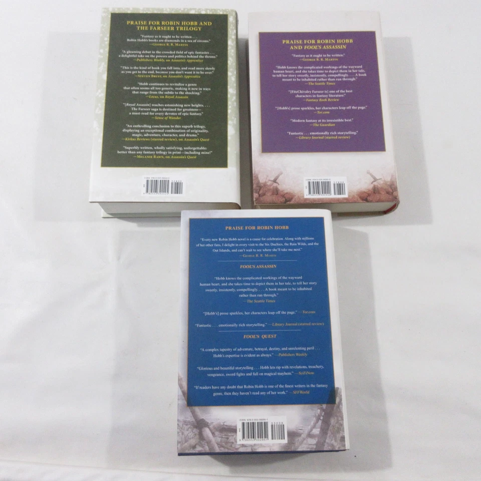 Fitz and the Fool Trilogy Hardcover First Edition 1st Printings Robin Hobb 1-3 - Imagem 3 de 4