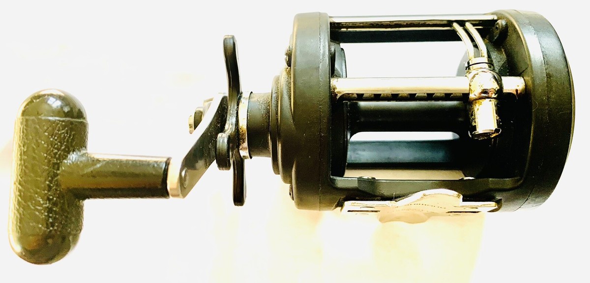 Shimano TRITON 200GT Heavy Duty Levelwind Fishing Reel Shimano TRITON 200GT Heavy Duty Levelwind Fishing Reel
