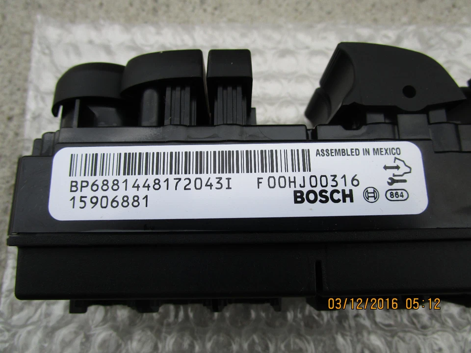 07-13 CADILLAC ESCALADE EXT CONDUCTOR DELANTERO IZQUIERDO MAESTRO INTERRUPTOR VENTANA ELÉCTRICA FABRICANTE DE EQUIPOS ORIGINALES NUEVO Foto 4 de 4