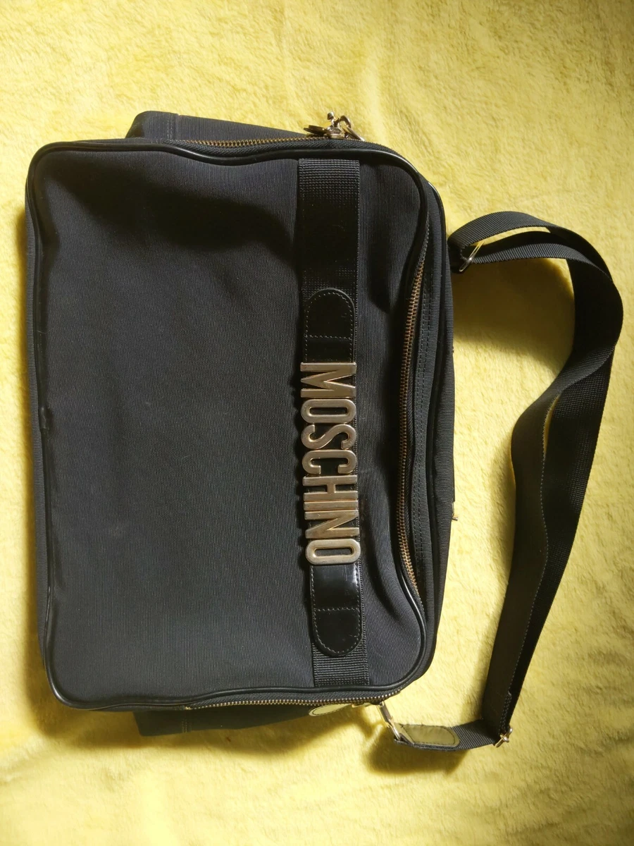 Small moschino deals purse
